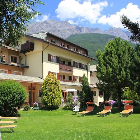 Meuble Sci Sport Hotel Bormio Buitenkant foto