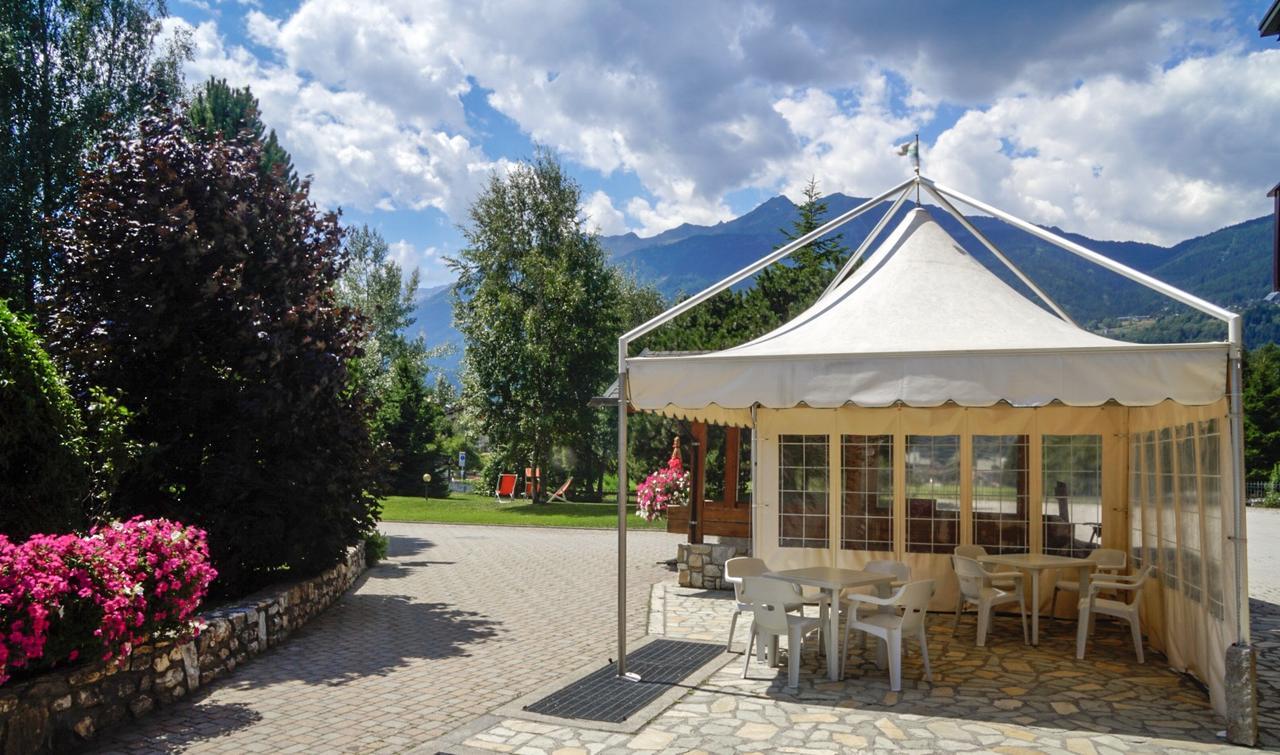 Meuble Sci Sport Hotel Bormio Buitenkant foto