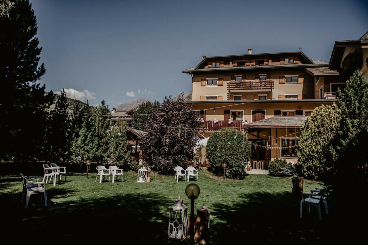 Meuble Sci Sport Hotel Bormio Buitenkant foto